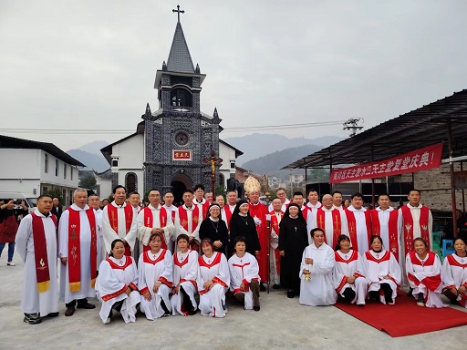 重庆市天主教“两会”高度重视教堂保护修缮工作